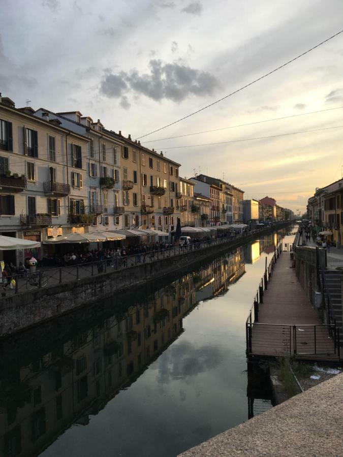 Charming Apartment On The Darsena Navigli - Pulizia Eccezionale Milano Esterno foto