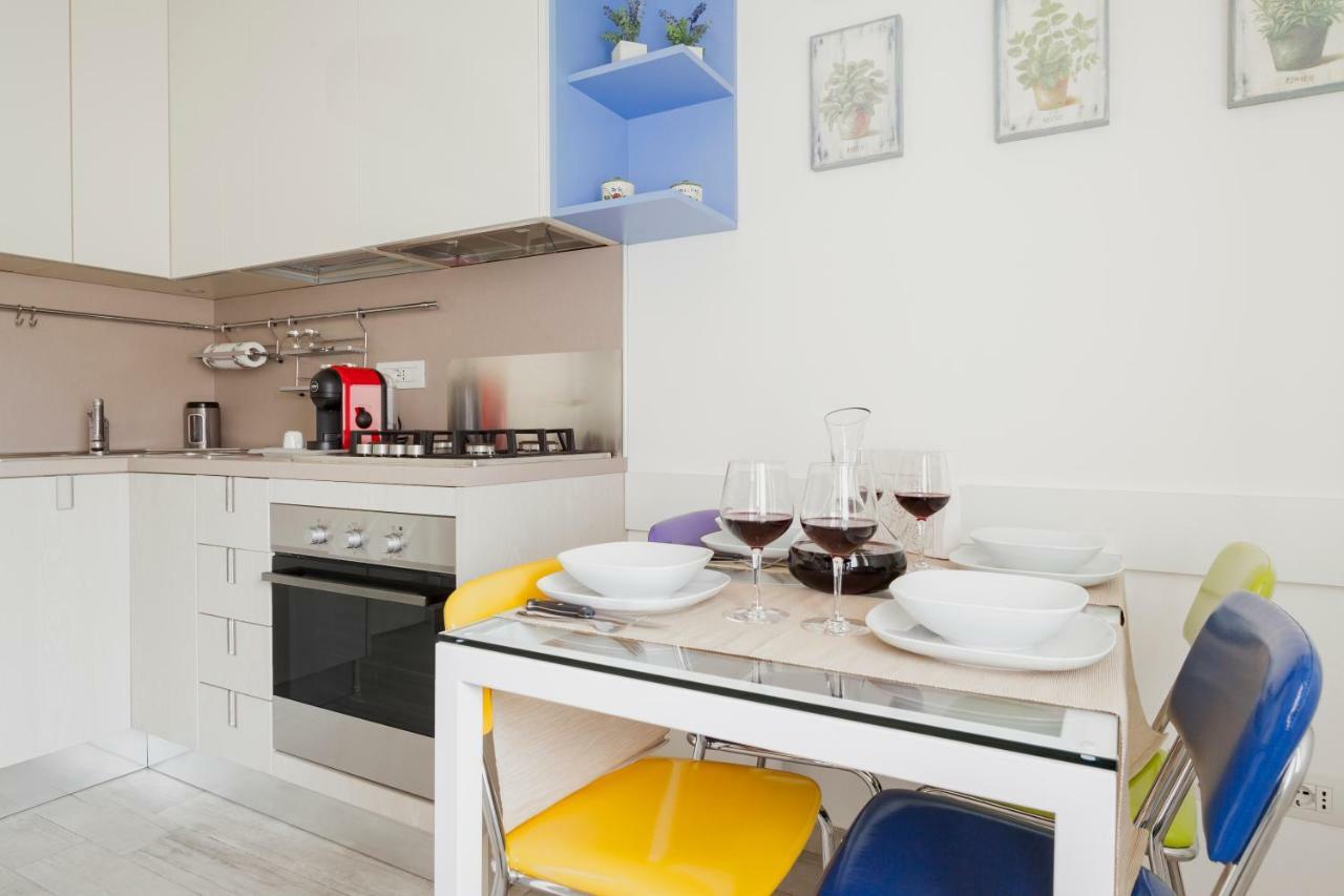 Charming Apartment On The Darsena Navigli - Pulizia Eccezionale Milano Esterno foto