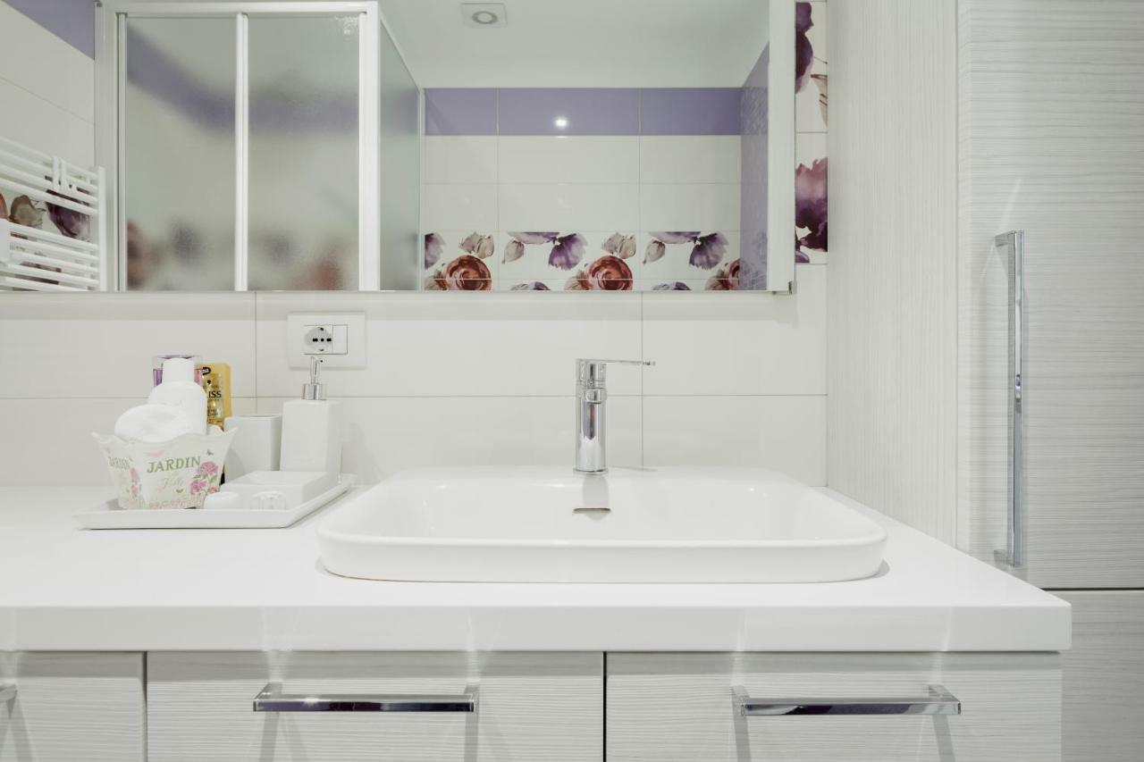 Charming Apartment On The Darsena Navigli - Pulizia Eccezionale Milano Esterno foto